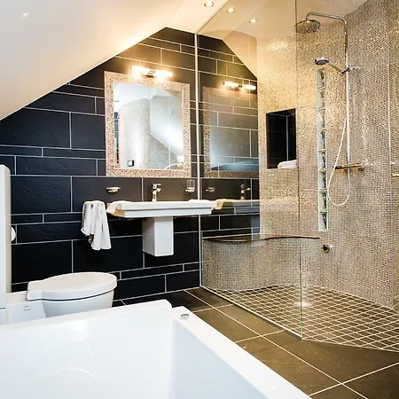 Ferienhaus Grand Canal Dock Luxury Entire Dublin