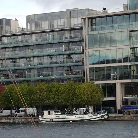 Grand Canal Dock Luxury Entire Hébergement de vacances