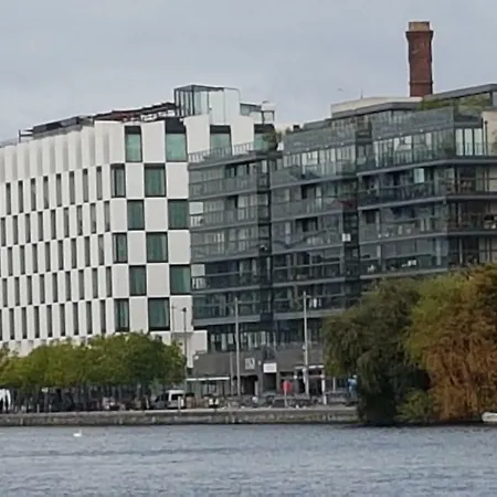 Grand Canal Dock Luxury Entire Dublin