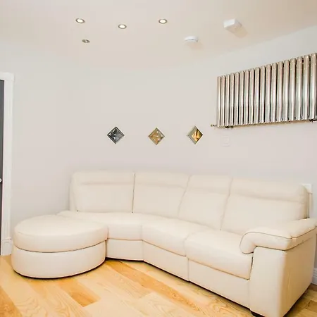 Vakantiehuis Grand Canal Dock Luxury Entire