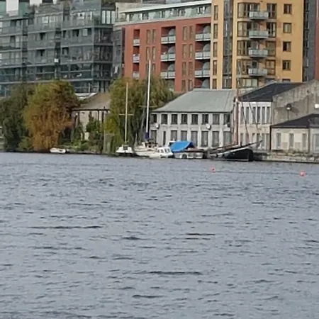 Grand Canal Dock Luxury Entire